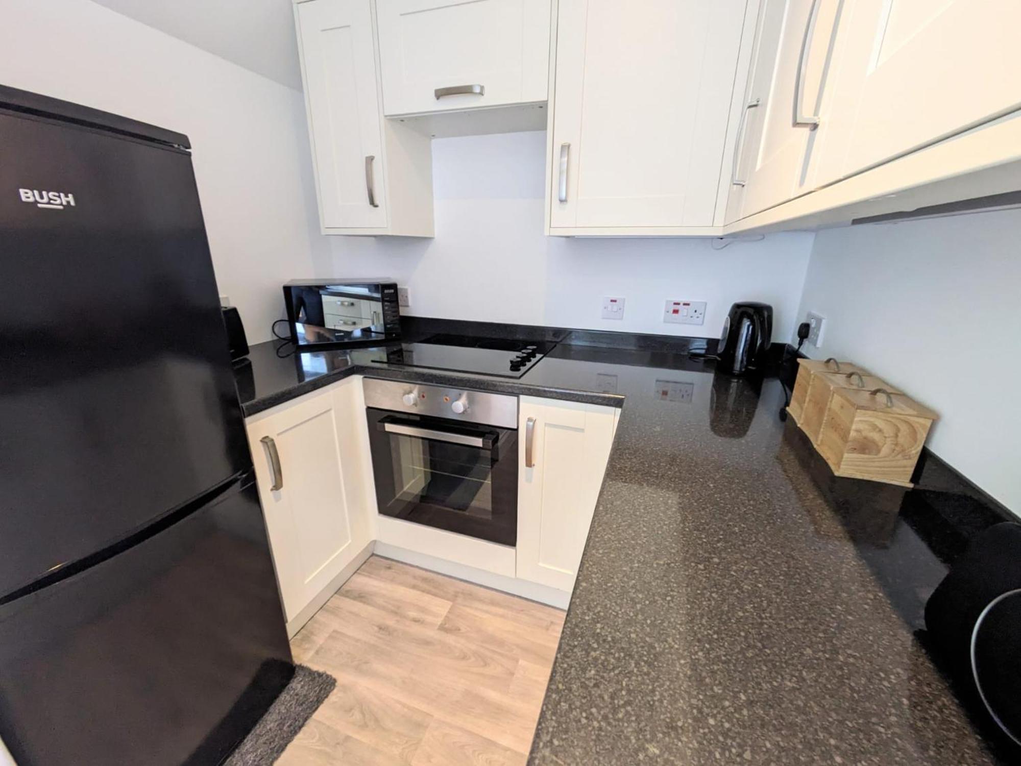 2 Bedroom Townhouse With Seaview On The Nc500 Wick ウィック エクステリア 写真